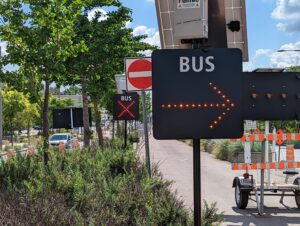 SRB Pie-IX - signalisation d'urgence - emergency signage